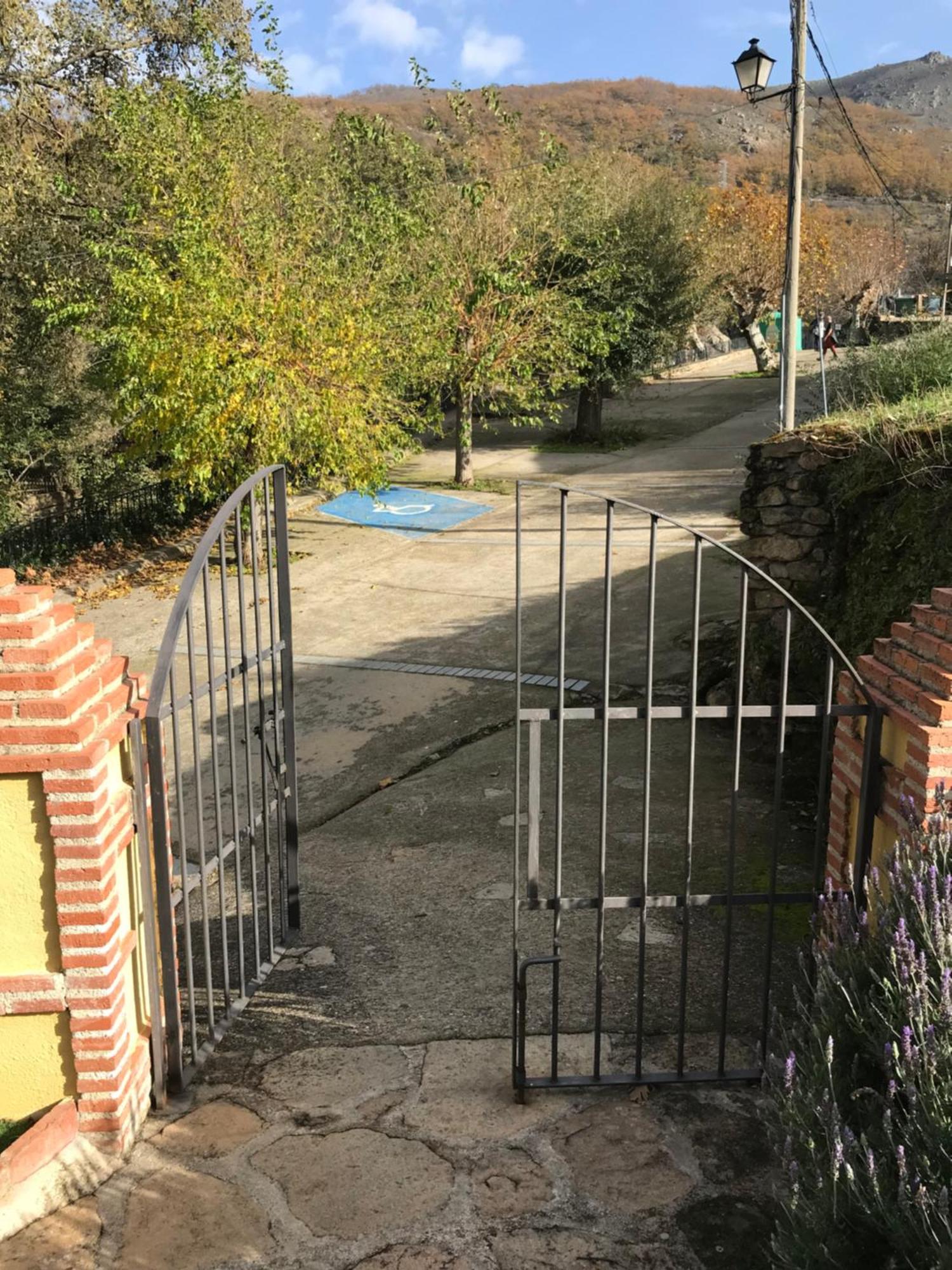 Aroma De Primavera En Casas Rurales Acebuche Casas del Monte Exteriör bild